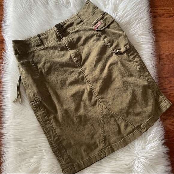 REI Dresses & Skirts - REI Adjustable Hiking Skirt Green Pockets Outdoor Size 14 Casual Comfort